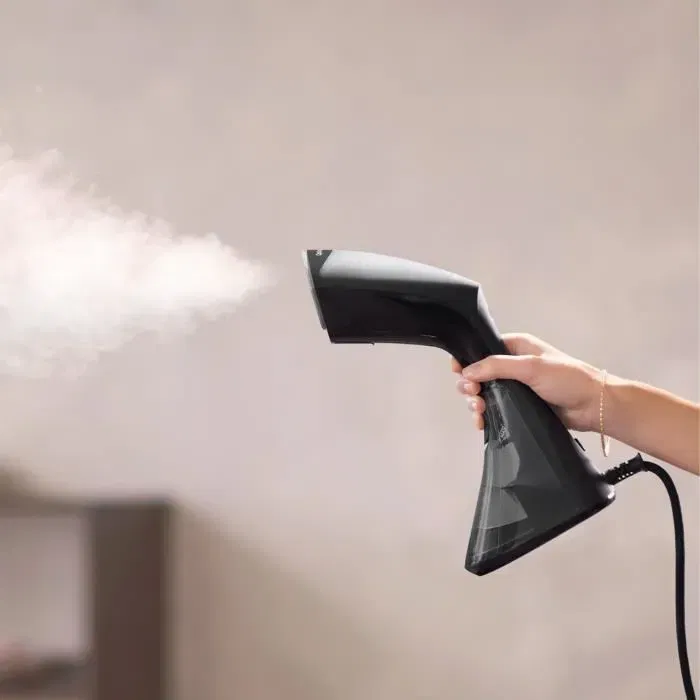 Philips GC800/80 Défroisseur à main Steamer Série 8000, 1500W, vapeur continue 32g/min, prêt en 60s, noir