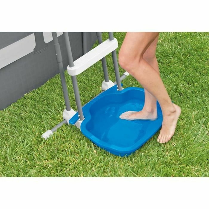 Intex Pédiluve 56 x 46 x 9 cm - Bleu ou Gris Intex Pédiluve 56 x 46 x 9 cm - Bleu ou Gris
