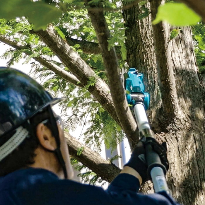 Makita DUA200Z Scie de coupe télescopique sur batterie