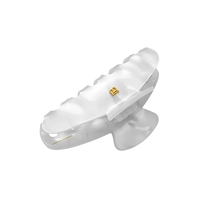 Balmain Barrette Pearl Limited Edition Balmain Barrette Pearl Limited Edition
