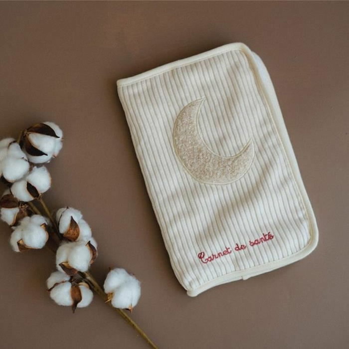 Domiva Protège carnet de santé Honey Moon - Écru Domiva Protège carnet de santé Honey Moon - Écru