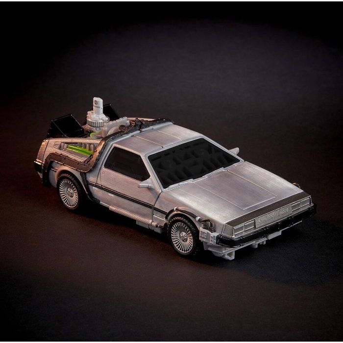 HASBRO Figura Gigawatt Delorean Regreso al Futuro Transformers 14cm