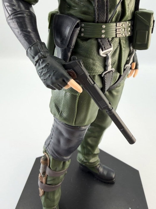 Konami Amusement Metal Gear Solid Delta : figurine Naked Snake en PVC