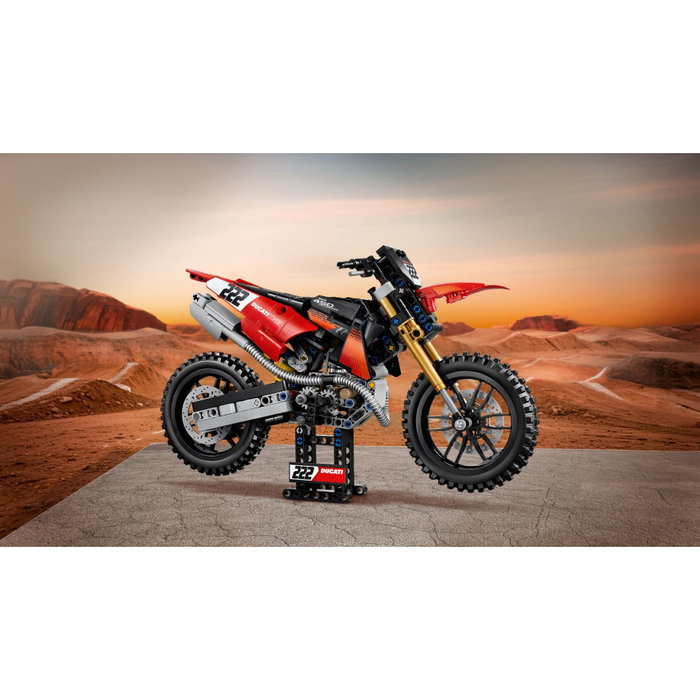 Lego Technic Ducati Desmo450 MX Factory Motorcycle 42238 Lego Technic Ducati Desmo450 MX Factory Motorcycle 42238