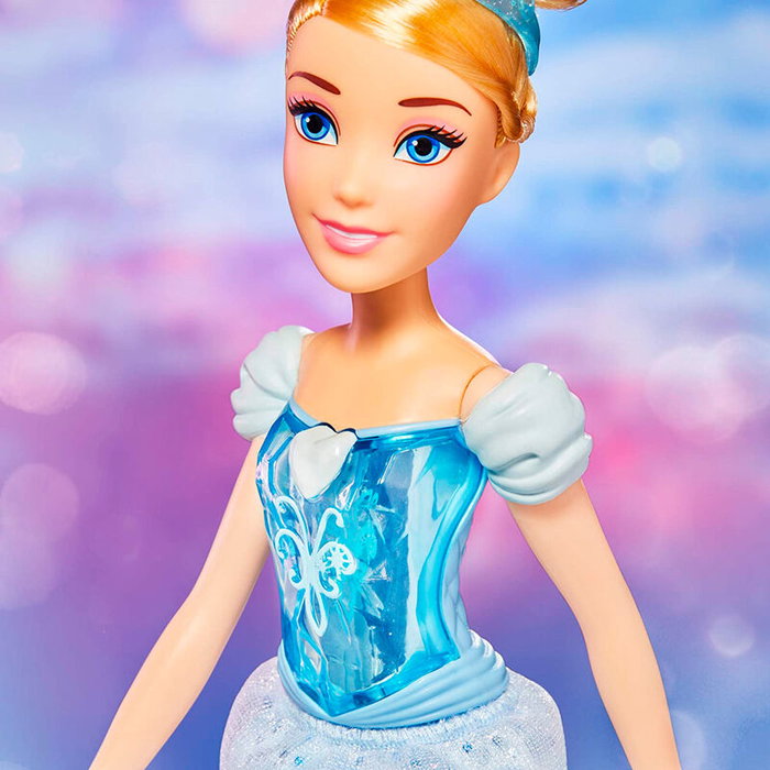 HASBRO Muñeca Brillo Real Cenicienta Disney HASBRO Muñeca Brillo Real Cenicienta Disney
