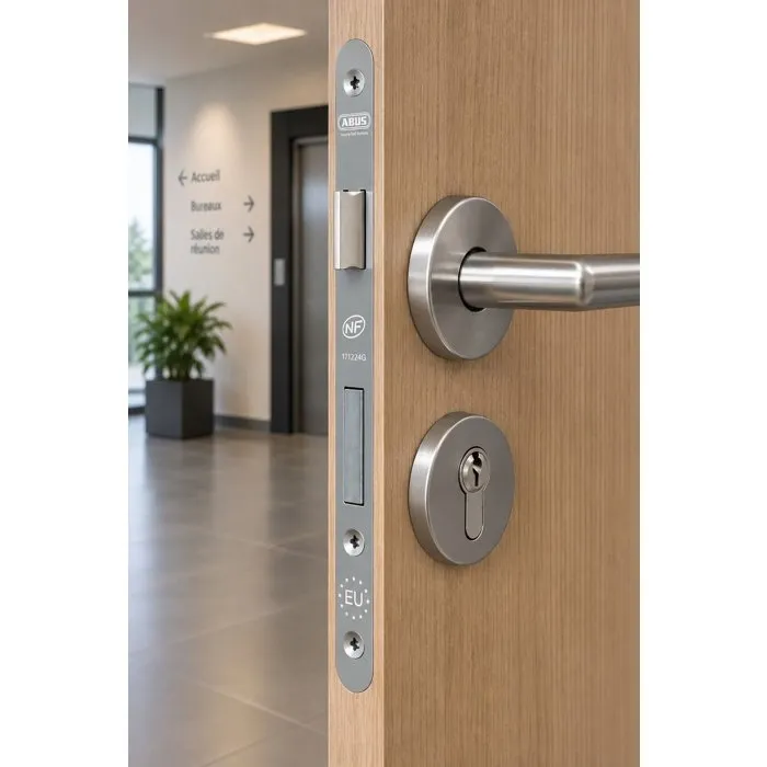 Abus SEBAT 40 CE NF Serrure à encastrer réversible avec cylindre européen, axe 40 mm Abus SEBAT 40 CE NF Serrure à encastrer réversible avec cylindre européen, axe 40 mm