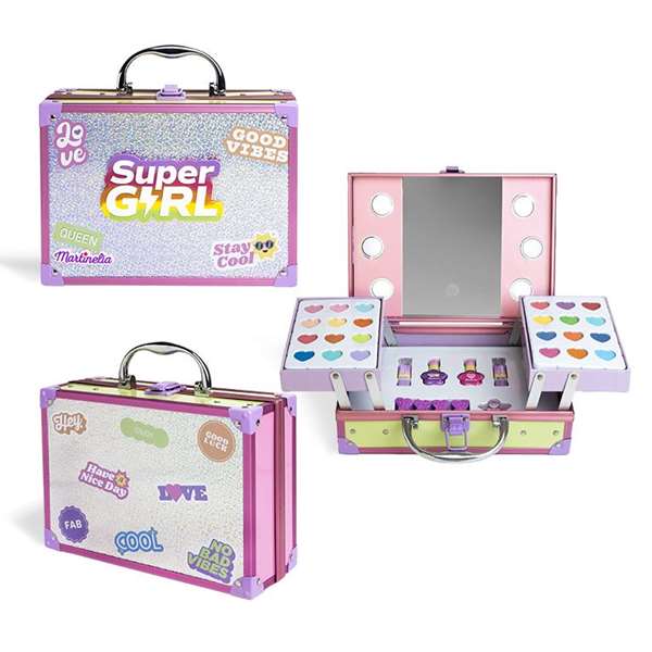 Martinelia Coffret de Maquillage Enfant Supergirl avec Miroir LED - 25x19x9 cm, Inclut Fards à Paupières, Vernis à Ongles, Brillants à Lèvres et Séparateur de Doigts