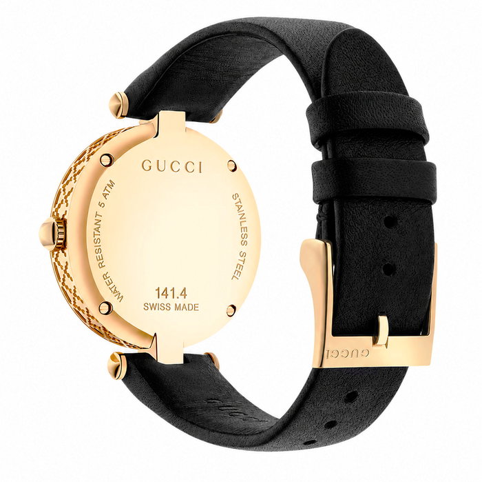 Gucci YA141404 avec boîtier doré et bracelet en cuir noir