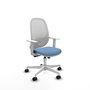 Chaise Cilanco Synchro 3 positions tissu Bleu ciel Maille Blanc Structure polyamide blanc Accoudoirs blancs Sans appui-tête Roulettes 65mm nylon