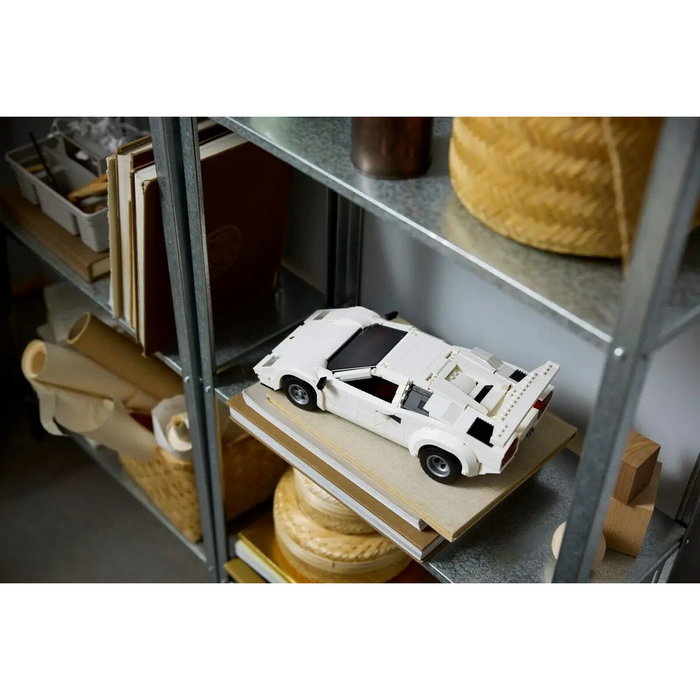 Lego Icons Lamborghini Countach 5000 Quattrovalvole