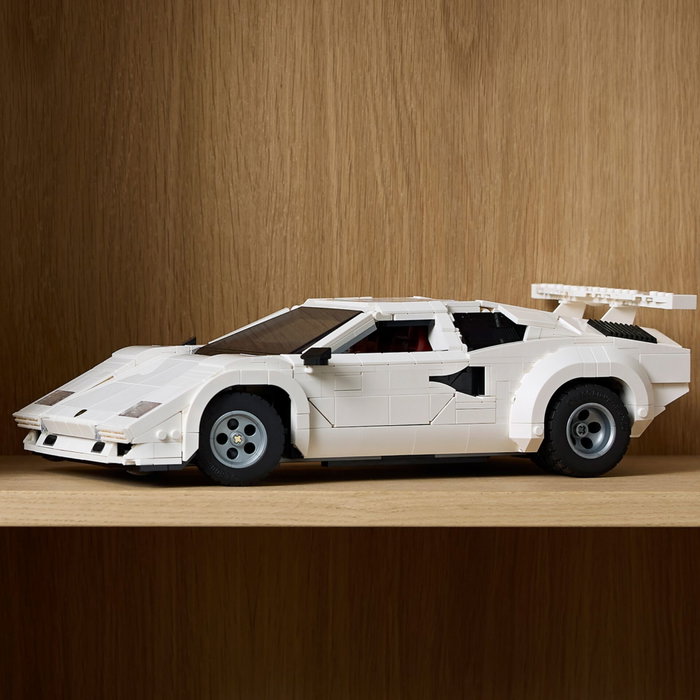 Lego Icons Lamborghini Countach 5000 Quattrovalvole