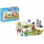Playmobil My Life Famille de lapins avec enclos, 30 pièces