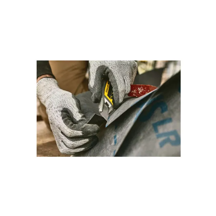 Stanley Fatmax Cutter Quick-Snap FATMAX 18mm Bouton Poussoir, Systeme de Changement de Lame Rapide, Réglage Précise de Coupe - FMHT10594-0