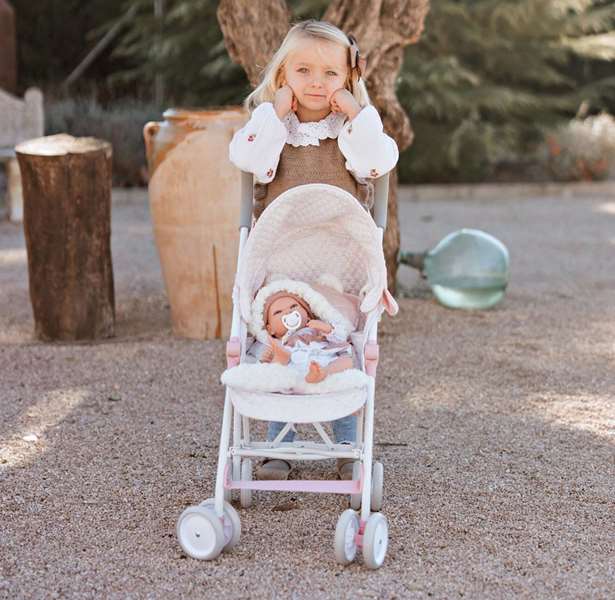Muñecas Arias Silla paseo Universe - Poussette - Dimensions : 34 x 61 x 73 cm (hauteur guidon : 73 cm) - À partir de 3 ans - Montage nécessaire - Langue produit : espagnol Muñecas Arias Silla paseo Universe - Poussette - Dimensions : 34 x 61 x 73 cm (hauteur guidon : 73 cm) - À partir de 3 ans - Montage nécessaire - Langue produit : espagnol