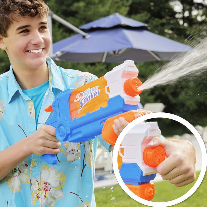 Nerf Super Soaker Flip Fill - Pistolet à eau enfant 4 styles de jet, capacité 887 mL, remplissage rapide, jouet pour enfants dès 6 ans