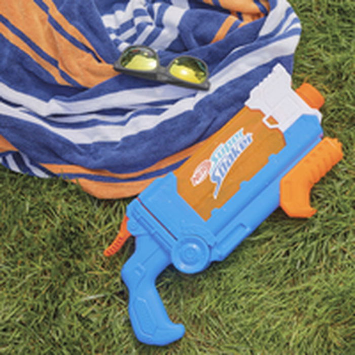 Nerf Super Soaker Flip Fill - Pistolet à eau enfant 4 styles de jet, capacité 887 mL, remplissage rapide, jouet pour enfants dès 6 ans