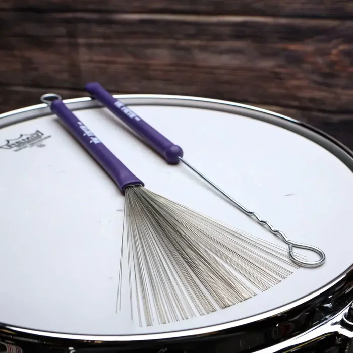 Vic Firth Escobilles Heritage à fils rétractables Vic Firth Escobilles Heritage à fils rétractables