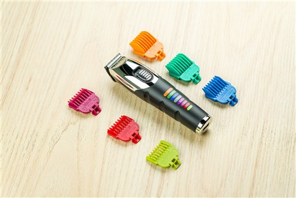 Wahl 09893-0443 Tondeuse à barbe et coupe-cheveux sans fil avec 8 peines guide colorés, autonomie 240 min, charge rapide 5 min pour 1 min, coupe de précision 0.5 à 13 mm