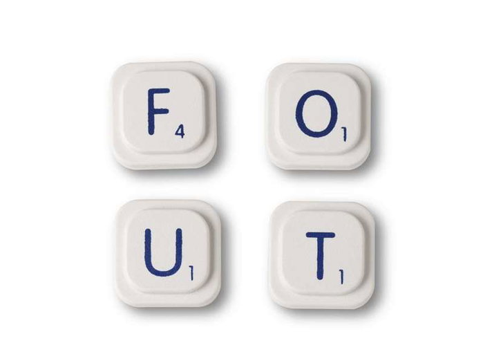 Cayro Formapalabras - Jeu de lettres en métal - Boîte avec tablier en néoprène, 4 supports, 102 pions - 27x27x5.7 cm - Multilingue (espagnol, anglais, français)