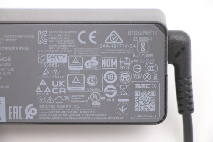Lenovo Adaptateur secteur 45W Type-C USB