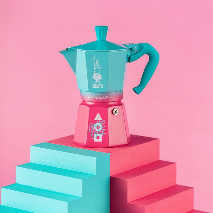 Bialetti Cafetière Italienne Bleu Rose 6 Tasses Bialetti Cafetière Italienne Bleu Rose 6 Tasses