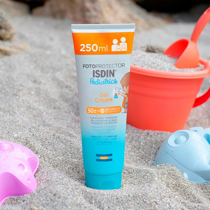 ISDIN Fotoprotector Pediátrics Gel Crème SPF50+ - Protection Solaire Haute pour Enfants, 250 ml
