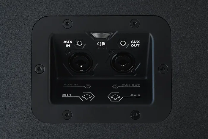 SOUNDBOKS Enceinte Haute Performance Soundboks 4 - 2 x 10", Bluetooth 5.0, Batterie USB-C, IP65, Grise SOUNDBOKS Enceinte Haute Performance Soundboks 4 - 2 x 10", Bluetooth 5.0, Batterie USB-C, IP65, Grise
