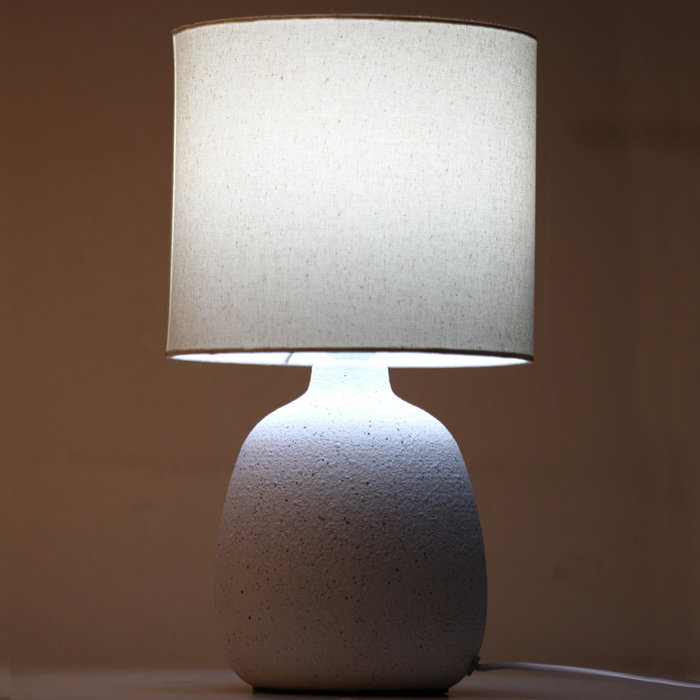 Home Deco Factory Lampe en Céramique Blanche H.40 Home Deco Factory Lampe en Céramique Blanche H.40
