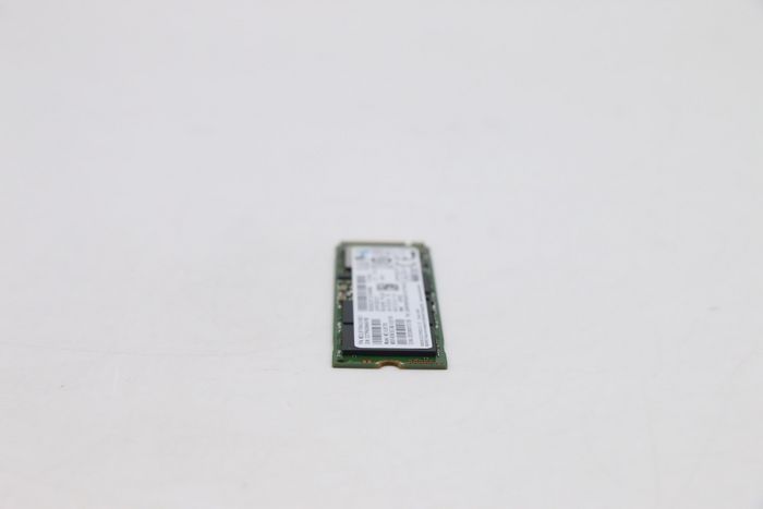 Lenovo Disque SSD M.2 2280 NVMe PCIe, 1 To, Vitesse de transfert jusqu'à 6 Go/s, pour ordinateur portable, avec sécurité OPAL