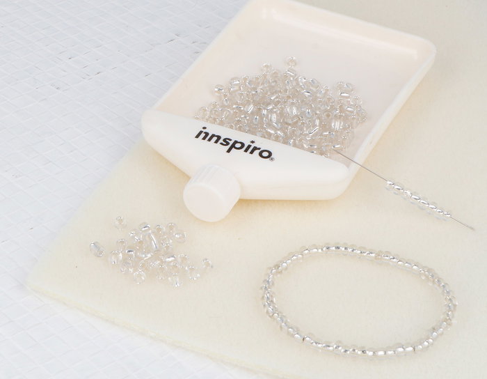 Innspiro Perles de rocaille en verre argenté transparent 3,8 mm 500g