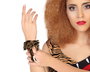 Bracelet femme adulte pour costume de femme des cavernes, motif peau d'animal avec dent décorative, accessoire tribal et préhistorique