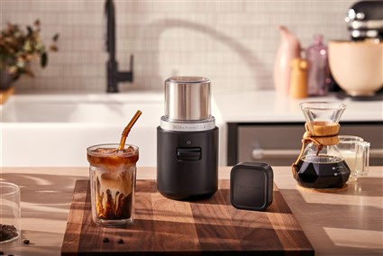 Kitchenaid 5KBGR111BM Moulin à café portable et sans fil avec batterie rechargeable, capacité 113 g (environ 12 tasses), noir mat