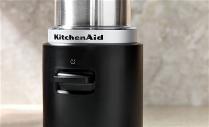Kitchenaid 5KBGR111BM Moulin à café portable et sans fil avec batterie rechargeable, capacité 113 g (environ 12 tasses), noir mat