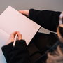 ERIK - Carnet A5 Premium Queen avec couverture rigide mat, 96 pages à points, marque-page et pochette intérieure