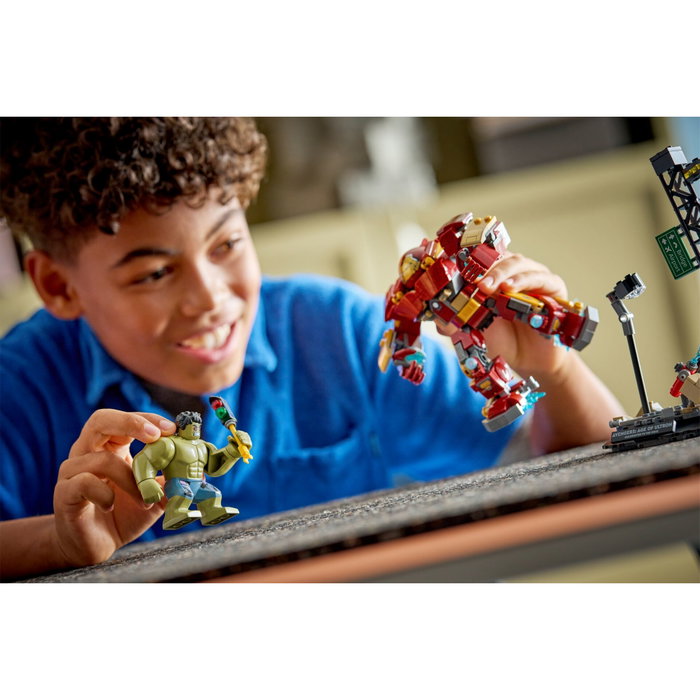LEGO Marvel Hulkbuster vs. Hulk 76343
