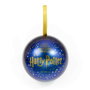 THE CARAT SHOP Colgante Castillo Hogwarts + Bola de Navidad Harry Potter - Collier 40cm avec prolongateur 5cm, Boule à neige 8.5cm en alliage zinc doré
