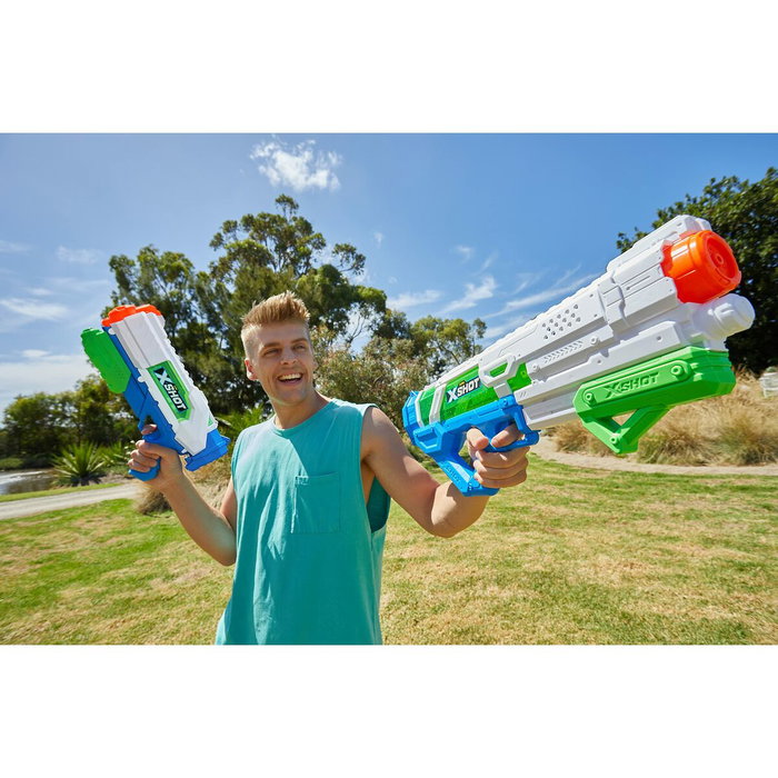Zuru X-Shot Fast-Fill Pistolet à eau, Portée 9 m, Réservoir 700 ml Zuru X-Shot Fast-Fill Pistolet à eau, Portée 9 m, Réservoir 700 ml