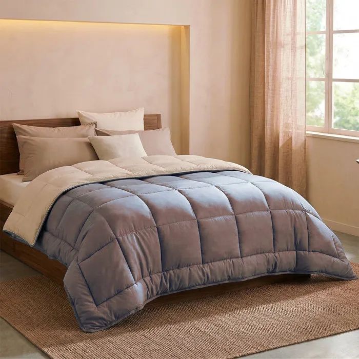 Poyet Motte HUDSON Couette Légère Microfibre 200gr/m2 100% Polyester Oeko-Tex STOPFLAM Taupe et Lin 220 x 240 cm Poyet Motte HUDSON Couette Légère Microfibre 200gr/m2 100% Polyester Oeko-Tex STOPFLAM Taupe et Lin 220 x 240 cm