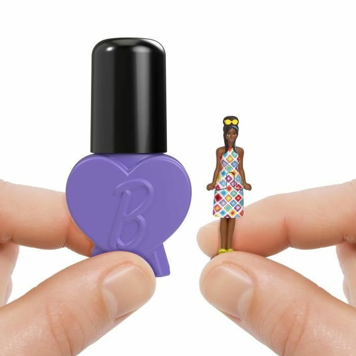 Barbie Poupée Mini-BarbieLand Fashionistas de 3,8 cm