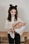 Muñecas Arias - Poupée reborn Greta rose de 40 cm avec une couverture - Pour enfant de 3 ans et plus - Produit en espagnol