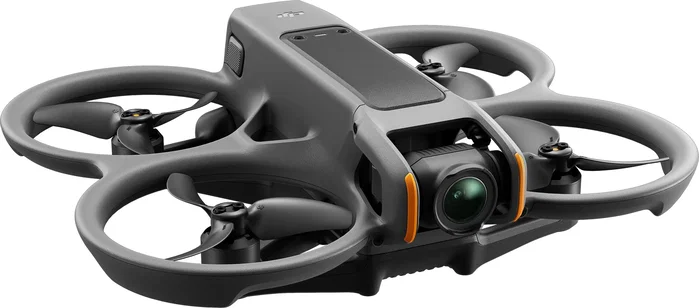 DJI Avata 2 Fly Smart Combo avec 3 batteries + Goggles N3 + RC Motion 3 DJI Avata 2 Fly Smart Combo avec 3 batteries + Goggles N3 + RC Motion 3