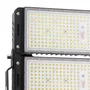 Lumileds Projecteur LED 750W pour stades 150 lm/W IP66 0-10V angle 60° LED 5050 durée de vie 100 000 heures