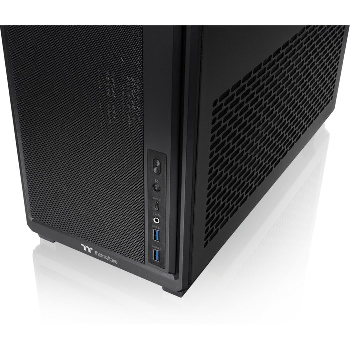 Thermaltake TR300 TG Mid Tower Black Thermaltake TR300 TG Mid Tower Black