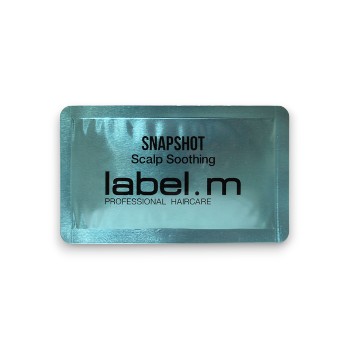 Label.M Crème pour le cuir chevelu Snapshot Scalp Soothing, Revigorant et Apaisant, Lot de 25 Sachets, 9 ml Label.M Crème pour le cuir chevelu Snapshot Scalp Soothing, Revigorant et Apaisant, Lot de 25 Sachets, 9 ml