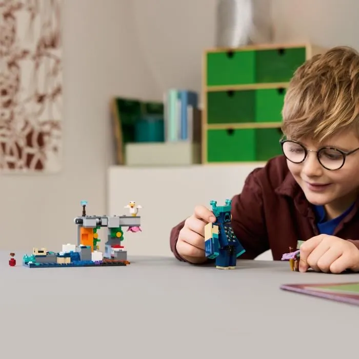 LEGO Minecraft 21274 La Rencontre Avec Le Warden - Jeu de Construction Collector, Set de 238 Pièces Avec Figurines, Jouet Pour Enfant à Partir de 7 Ans