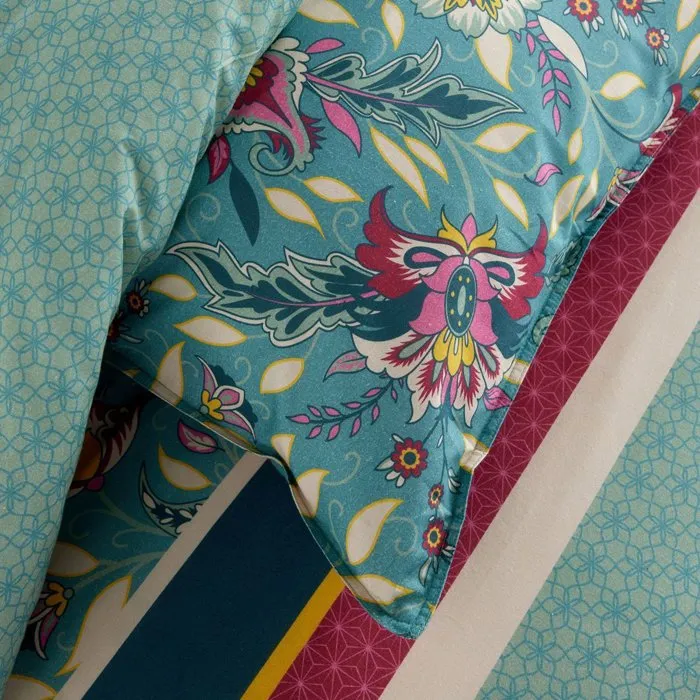 Today Parure de lit imprimé floral bleu 240 x 220 cm Today Parure de lit imprimé floral bleu 240 x 220 cm