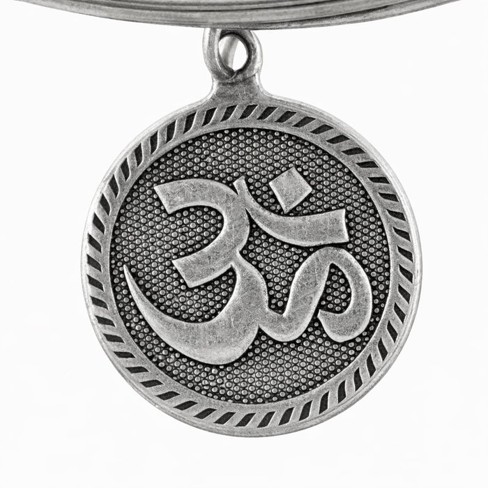 Alex And Ani Bracelet OM Gris