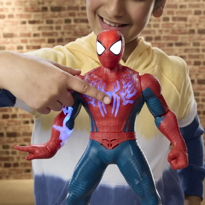 Hasbro Spider-Man Charge d'énergie, figurine électronique de 36,8 cm