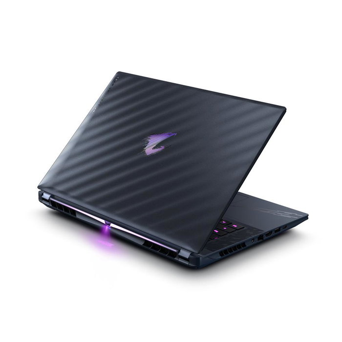 Gigabyte Aorus Master 16 U9 - 275HX - PC Portable 16" OLED 2560x1600 - Intel Core Ultra 9 - 32GB RAM - 1TB SSD - NVIDIA RTX 5090 - Windows 11 Pro Gigabyte Aorus Master 16 U9 - 275HX - PC Portable 16" OLED 2560x1600 - Intel Core Ultra 9 - 32GB RAM - 1TB SSD - NVIDIA RTX 5090 - Windows 11 Pro