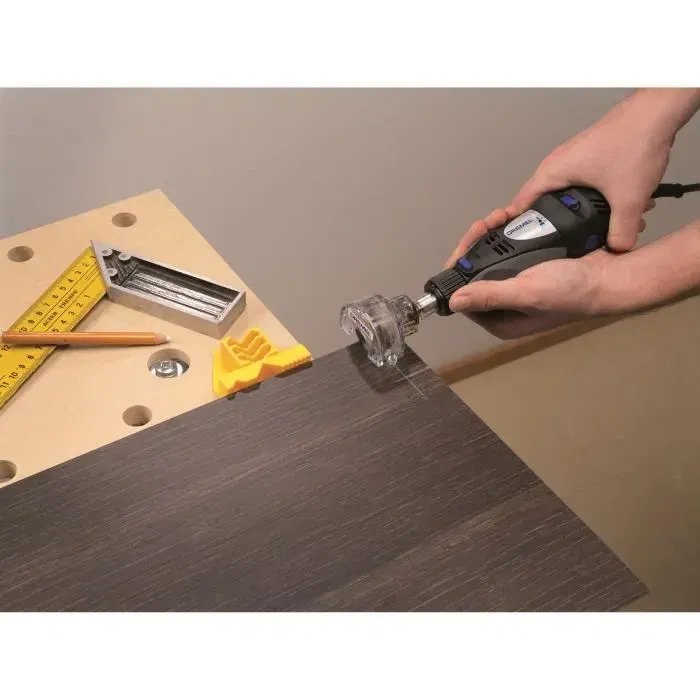 Dremel - Accessoire Scie Circulaire 670 - Kit d'Adaptation pour Découpe Précise du Bois, Laminé, Parquet - Sécurité Intégrée